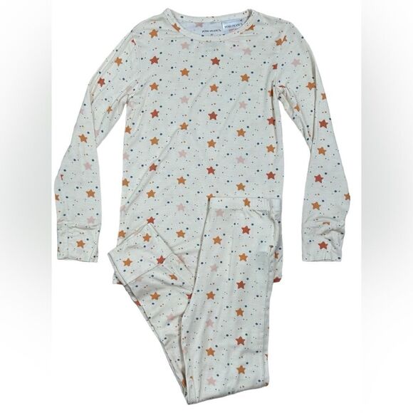 Posh Peanut Kids Cream Multi Star Print Long Sleeve Bamboo Pajama Set - Picture 3 of 9